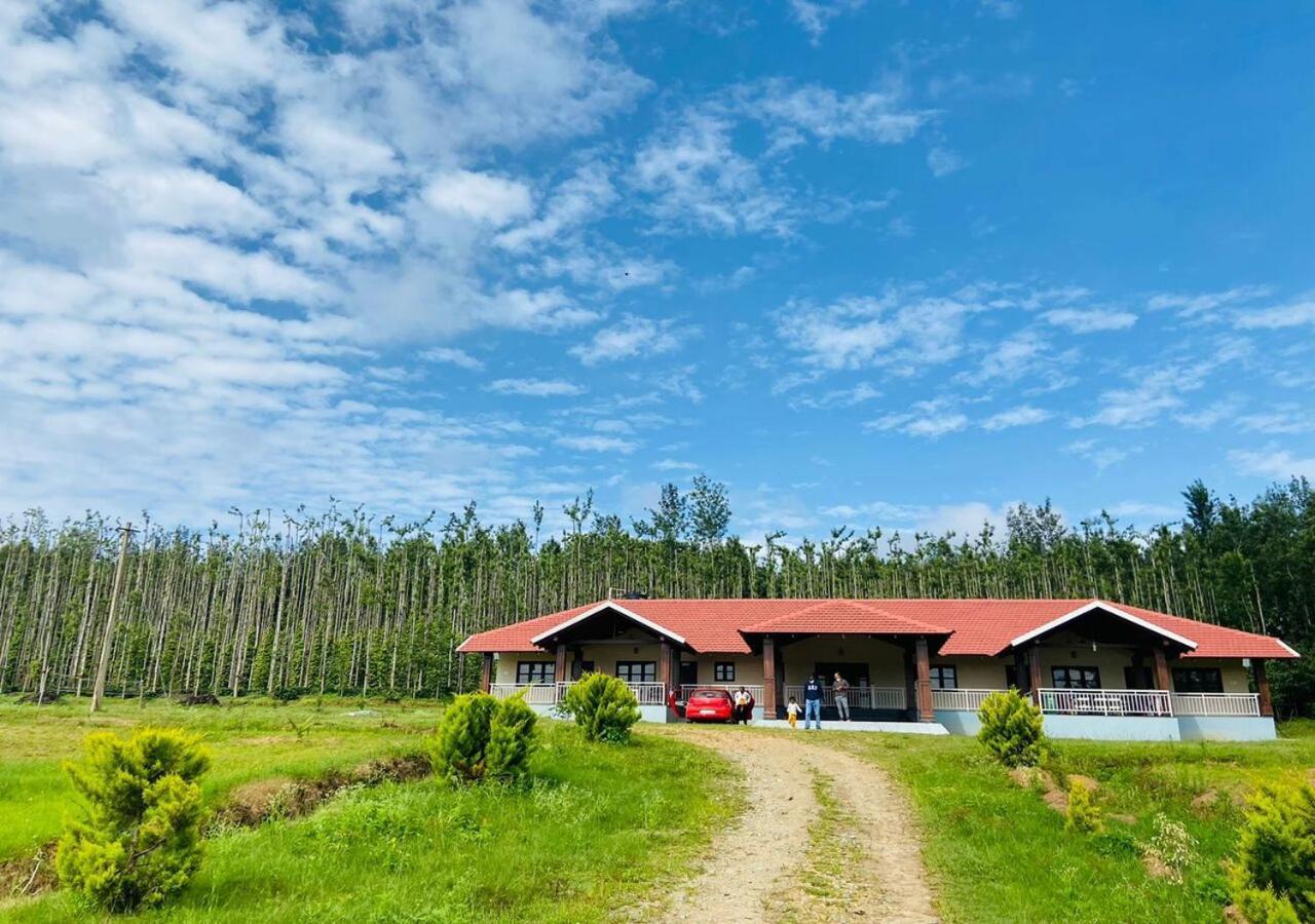Hotel Coffee Safari Chikmagalūr Zewnętrze zdjęcie
