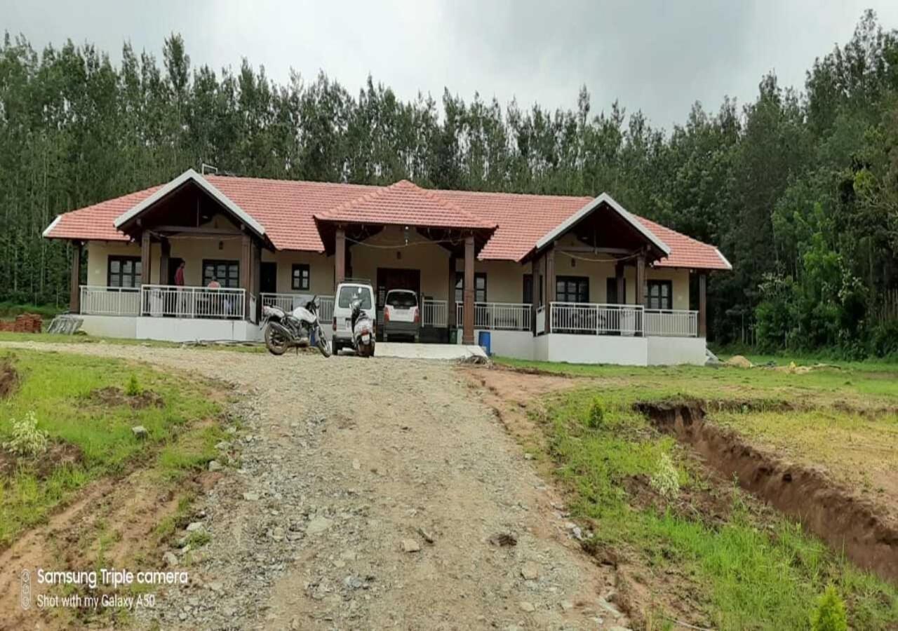 Hotel Coffee Safari Chikmagalūr Zewnętrze zdjęcie