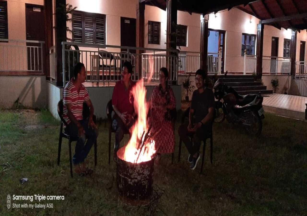 Hotel Coffee Safari Chikmagalūr Zewnętrze zdjęcie